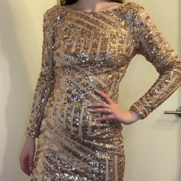 Hello Molly Dresses & Skirts - Hello Molly gold sequin open back dress